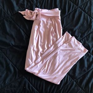 Adorable pink slouch work pants- Expresa